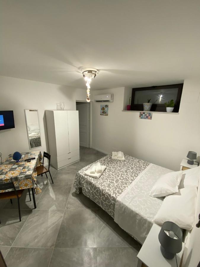 Al Centro Di Tutto Apartman Palermo Kültér fotó